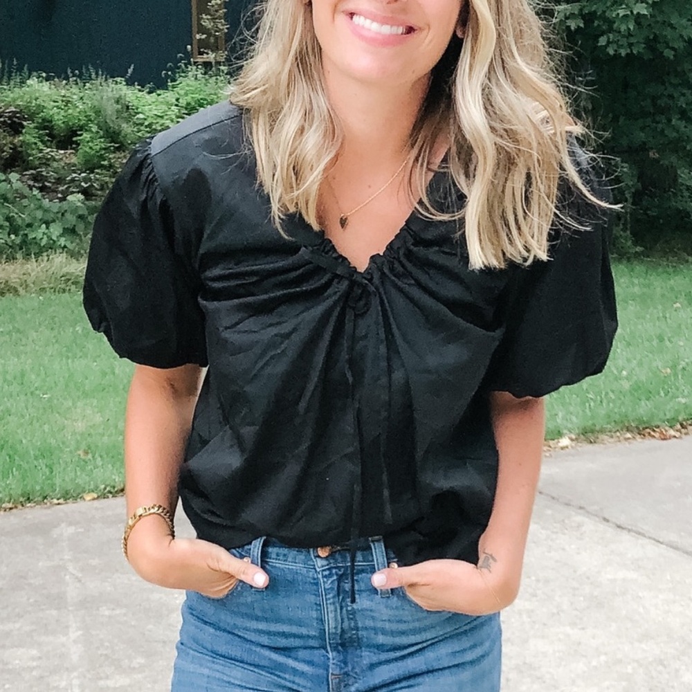 Elizabeth and James Black Puff Sleeve Blouse Blouse Top